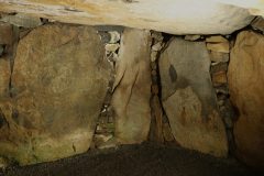 Le Dehus Passage Grave
