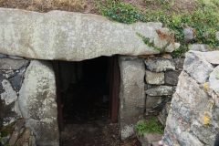 Le Dehus Passage Grave